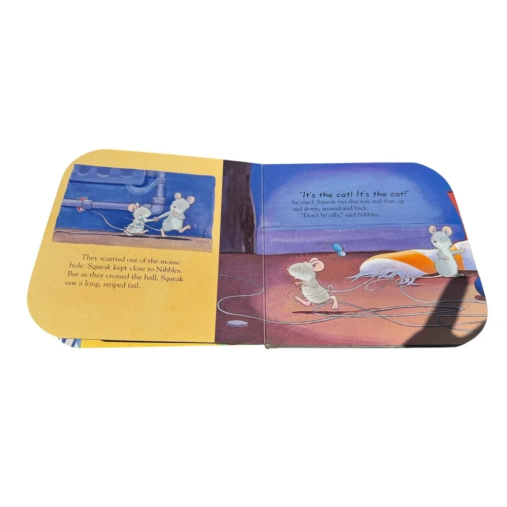 Scaredy Mouse Alan MacDonald Illustrated Tim Warnes Board Book Tiger Tales 2007‎
